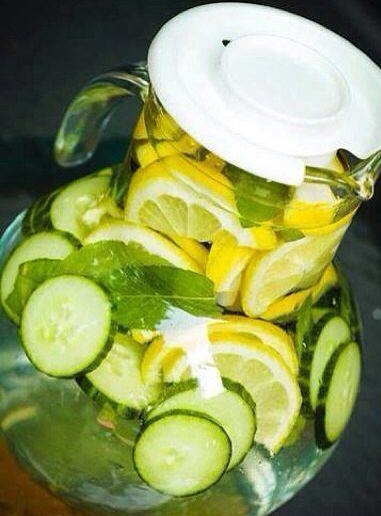 10014666_10152035843952620_199164839_n-2